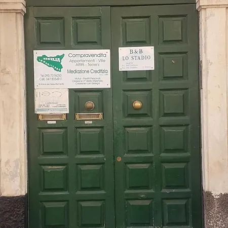 Lo Stadio לינה וארוחת בוקר קטאניה
